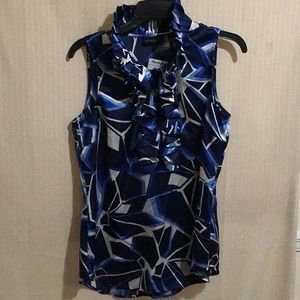 Ladies NWT Blouse sleeveless 10. Polyester.